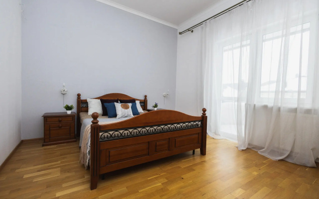 Частный дом 5-комнатный таунхаус на проспекте Мира 176