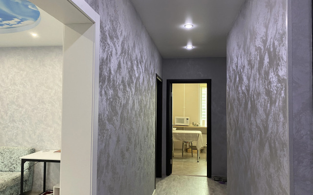 Квартира с Новым Ремонтом и Видом на Город