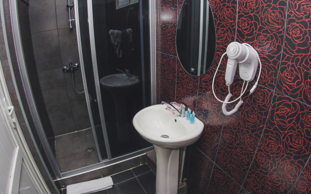 Rogas Home Hotel