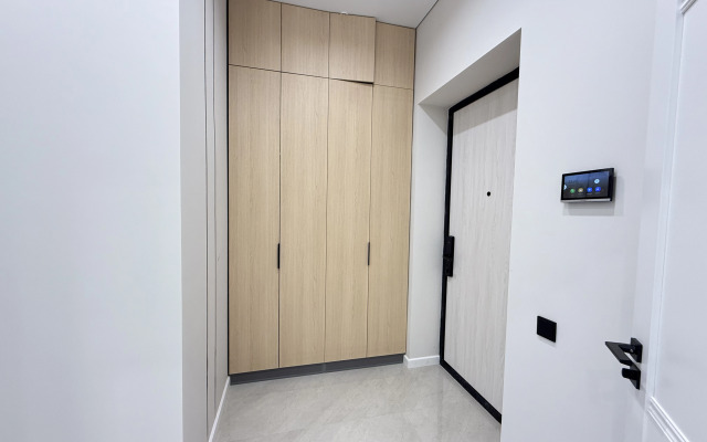 V Zolotom Kvadrate Flat