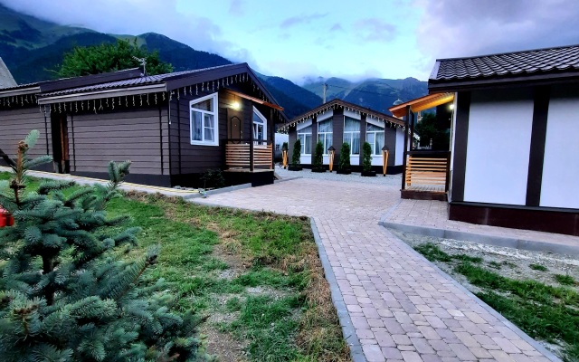 Nur House Hotel