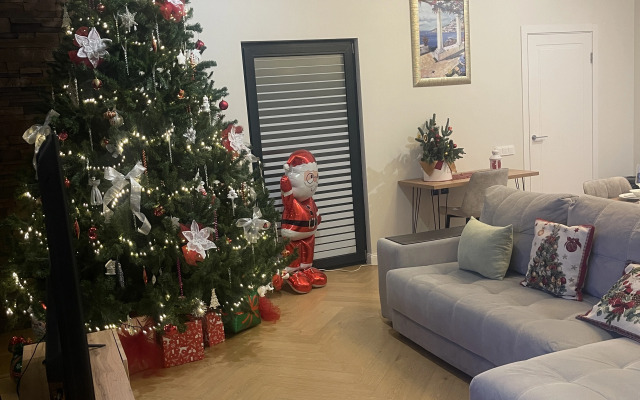 Частный дом у озера