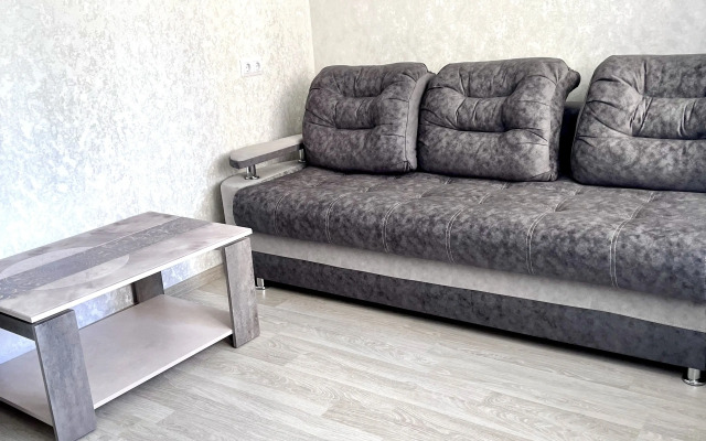 Na Uspenskogo 31b, 3 Spalnykh Mesta Flat