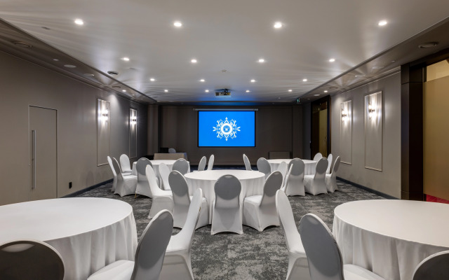 Отель Атриум Палас