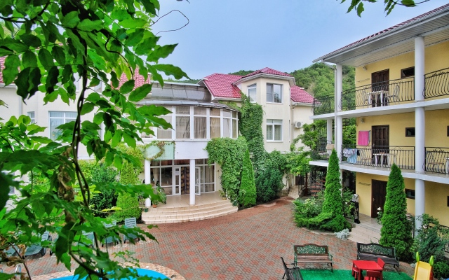 Usad'ba Selena Guest house