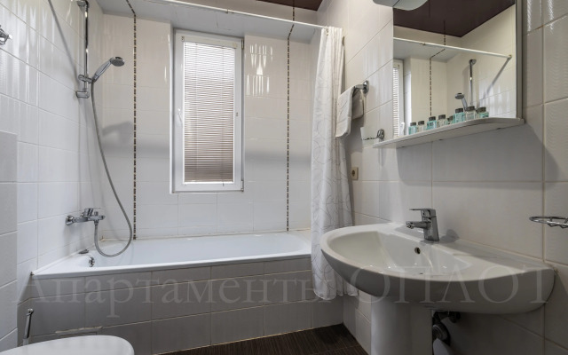 Oplot - Klassicheskie s balkonom i vannoj 5 Apartments