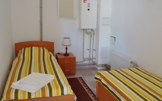 Отель Амалия