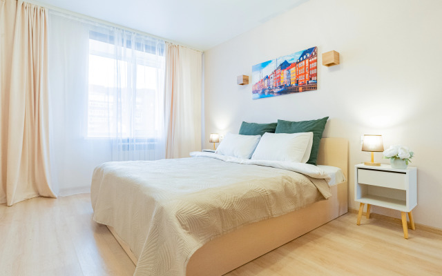 Апартаменты Петровский на Набережной Озера 22