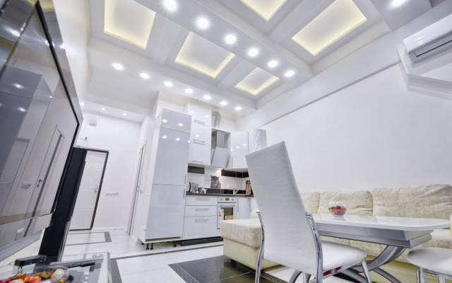 Tribeca Apartments