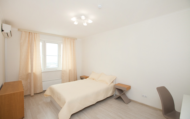 Varshavskoye Shosse 100k1 Flat