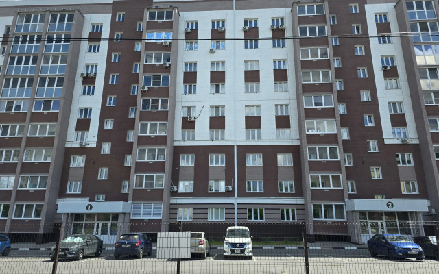 Na ulitse Shiroko-Kholodnaya, d.6 Apartments