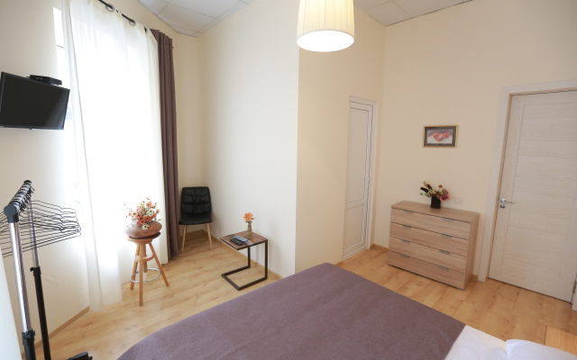 Midtown Hostel