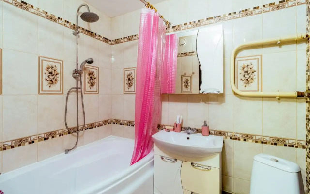 Апартаменты Уютные в новом доме рядом с ЖД вокзалом, 3 раздельных спальных места бонус кофемашина