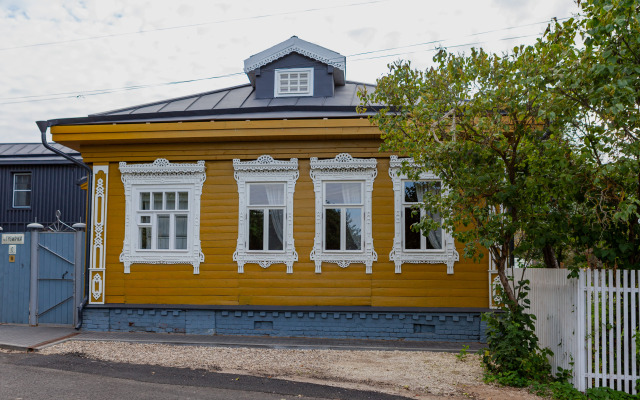 Гостевой дом Дымов дача-Янтарный дом