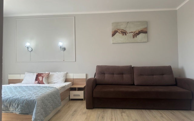 V Novom Mnogokvartirnom Dome S Ogorozhennoy Territoriey Flat