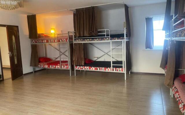 Room Koktobe Hostel