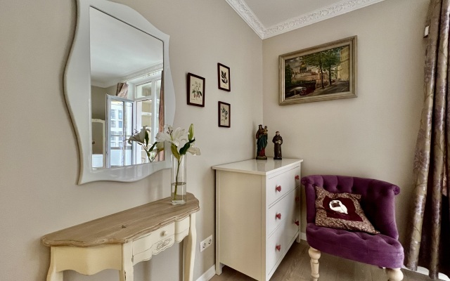 Aksinyya Tsarskaya Stolitsa Flat