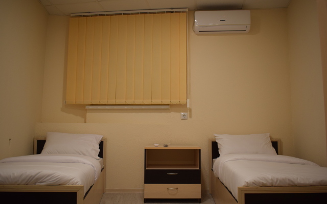 Shree Gopal Gayatri Lok Deluxe Hotel