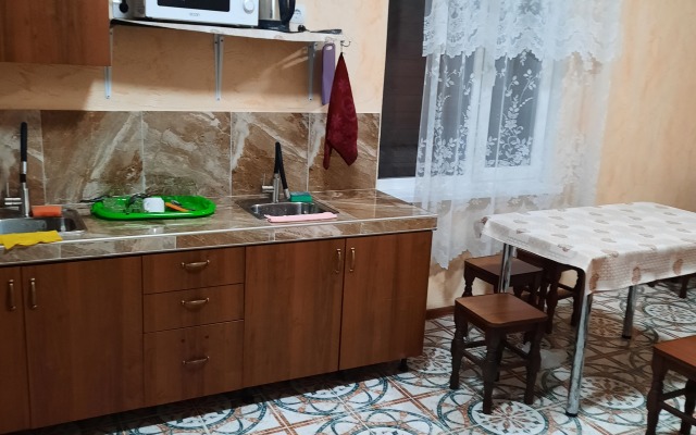 Anzhelika Guest House
