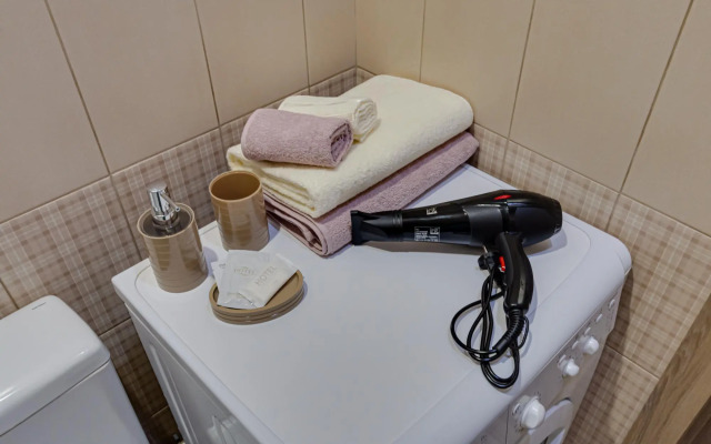 Kvartiryi posutochno Komfort Flat