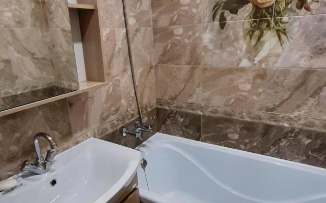 Na Petra Alekseeva Apartments