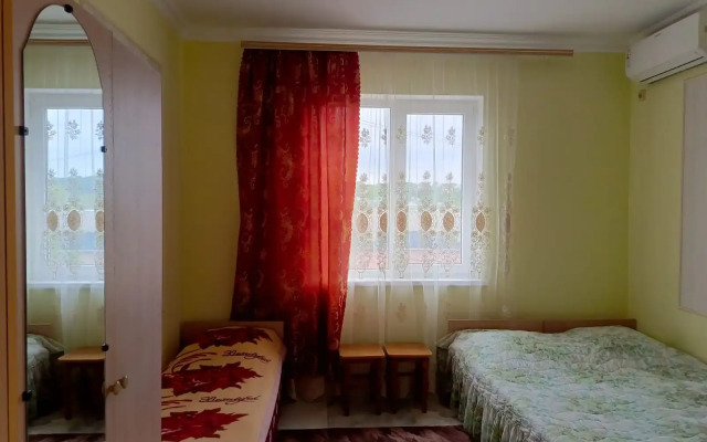 Azaliya Guest house