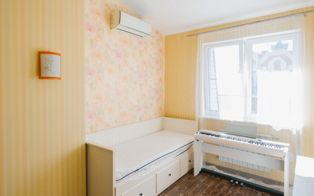 Tishina I Pokoy Flat
