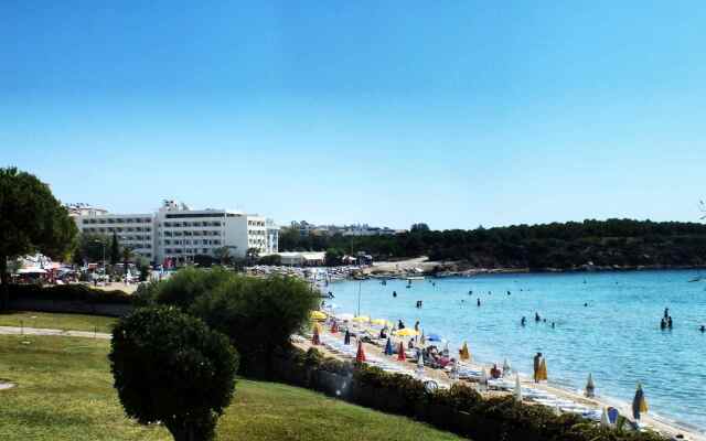 Tuntas Beach Hotel Altinkum