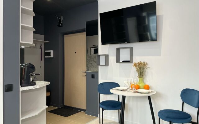 Апартаменты Медовый переулок 5