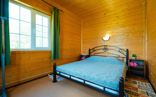 Частный дом на берегу озера Плещеево 57А