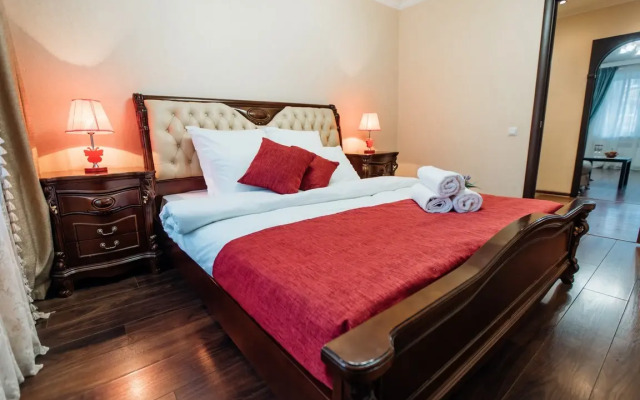 Апартаменты Трехкомнатные на Энгельса