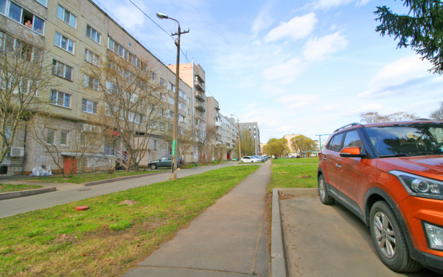 Uyutnaya Na Lenina  Posutochno Kirishi 1k flat