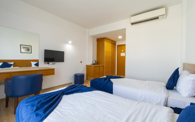 Bellapais Oasis Hotel