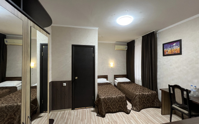 Tsentr Hotel