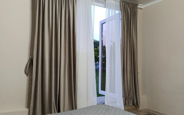 Ameli Guest House