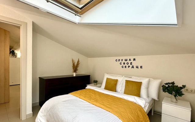 Апартаменты 1 Стандарт на мансардном этаже