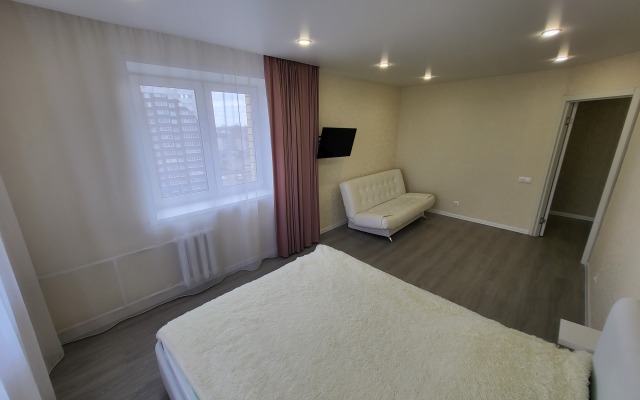 Апартаменты Apartment on 8 marta 21