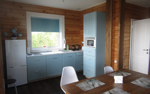 Дом Для Отпуска на Берегу Озера Маслозеро