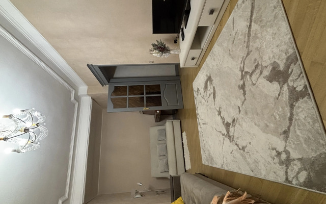 Nezavisimosti 39 Apartments