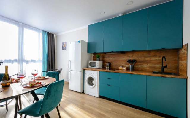 Квартира с панорамным видом на город рядом с парком Галицкого. Сеть Мята