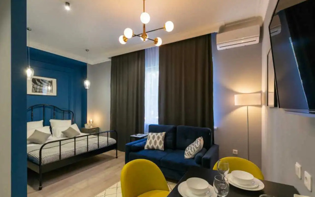 V Nemetskoy Derevne Flat 1