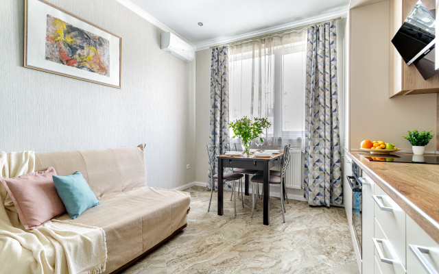 na pervoy beregovoy linii s letnim basseynom Home Group Apartments