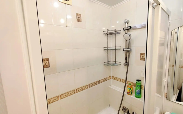 Uyutnaya Tikhaya V Tsentre Goroda Flat