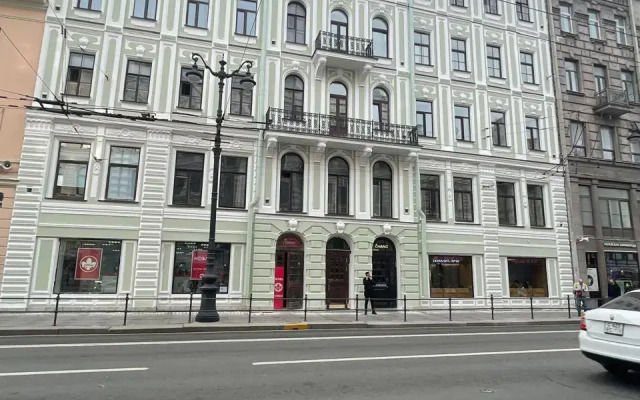 Semeynaya Na Nevskom Prospekte Flat