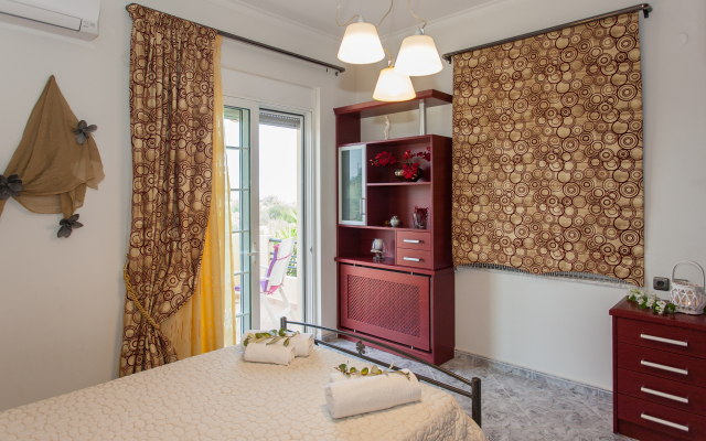 Luxurious Home From The Beach Apartments