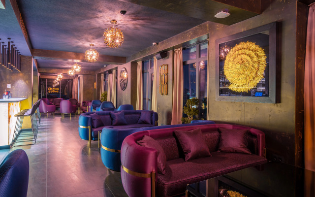 Onyx Hotel