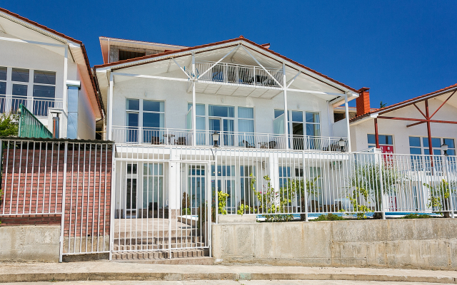 Gurzuflife Apartments