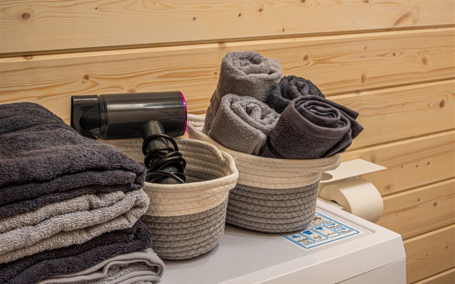 Zagorodny S Kupelyyu I Vidom Na Ozero Guest house