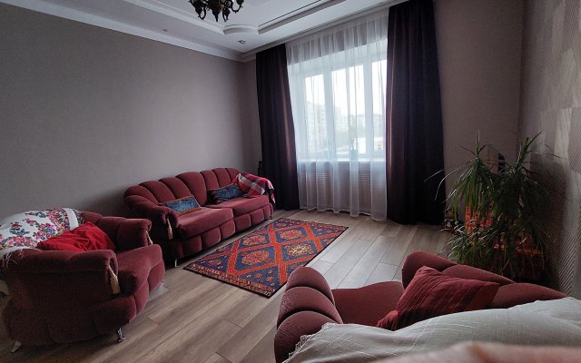 Sovetskiy Vintazh I Sovremennost Flat