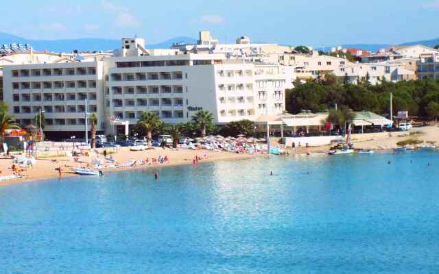Tuntas Beach Hotel Altinkum